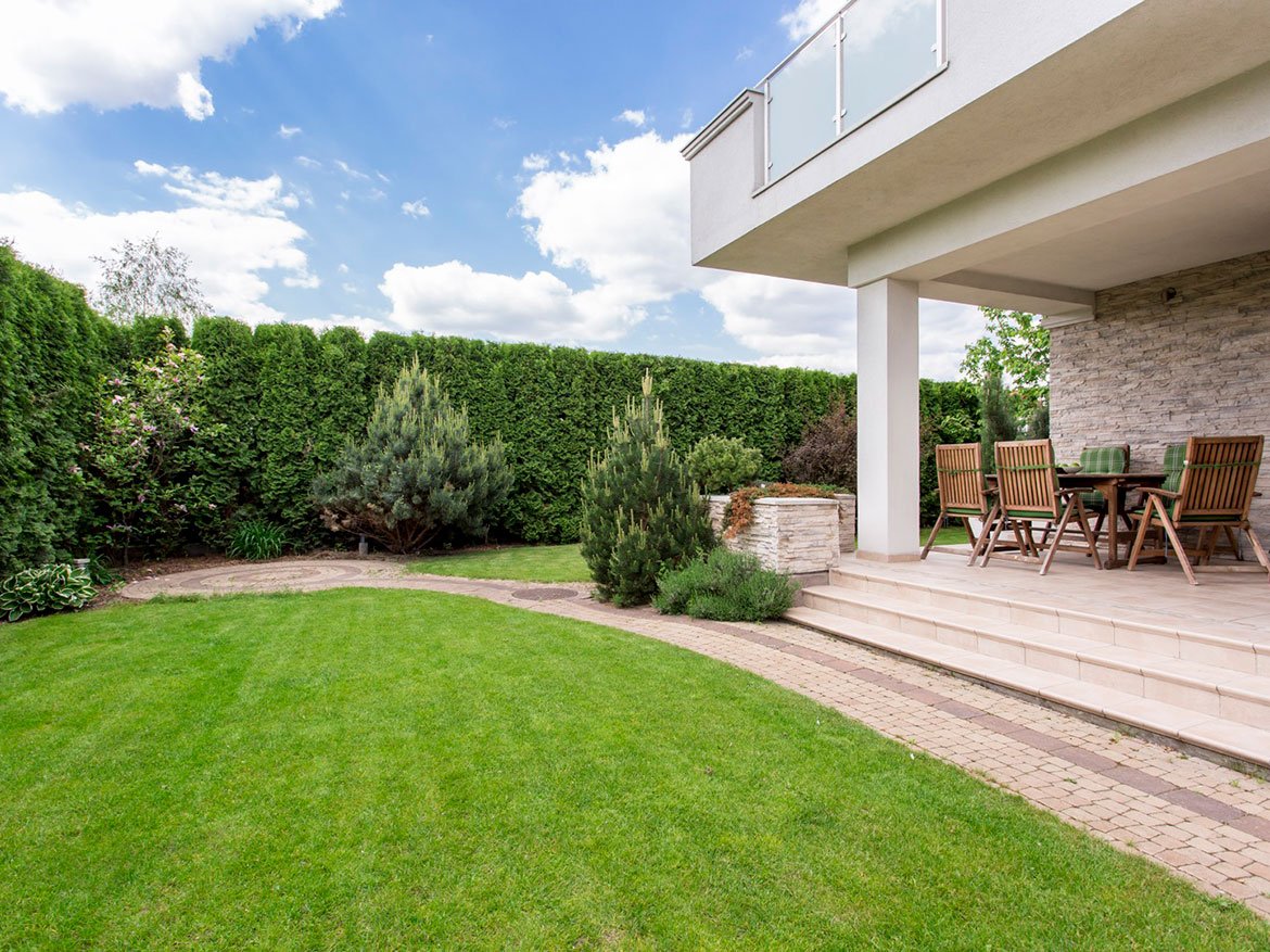Comfortable Villa in Green